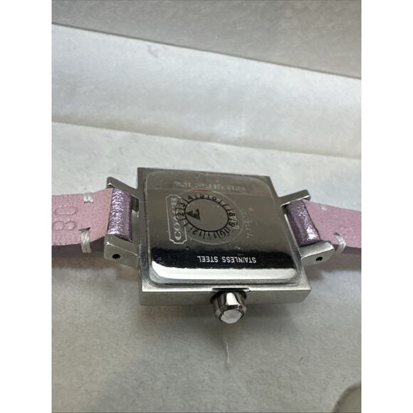 Rare Find Vintage Coach Pink Chrystie Women\'s Genuine leather Watch 14100026